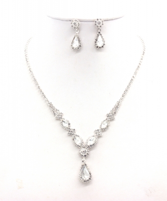 Rhinestone Necklace with Earrings NB300608 SVCL